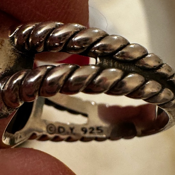 David Yurman 11mm Albion Amethyst and Diamond ring. - Picture 5 of 13